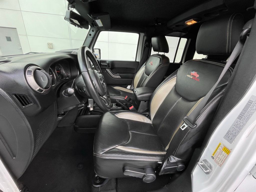 Thumbnail: 2018 Jeep Wrangler - 25