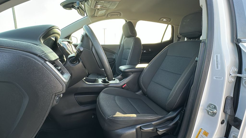 2024 GMC Terrain SLE White at South Houston Nissan