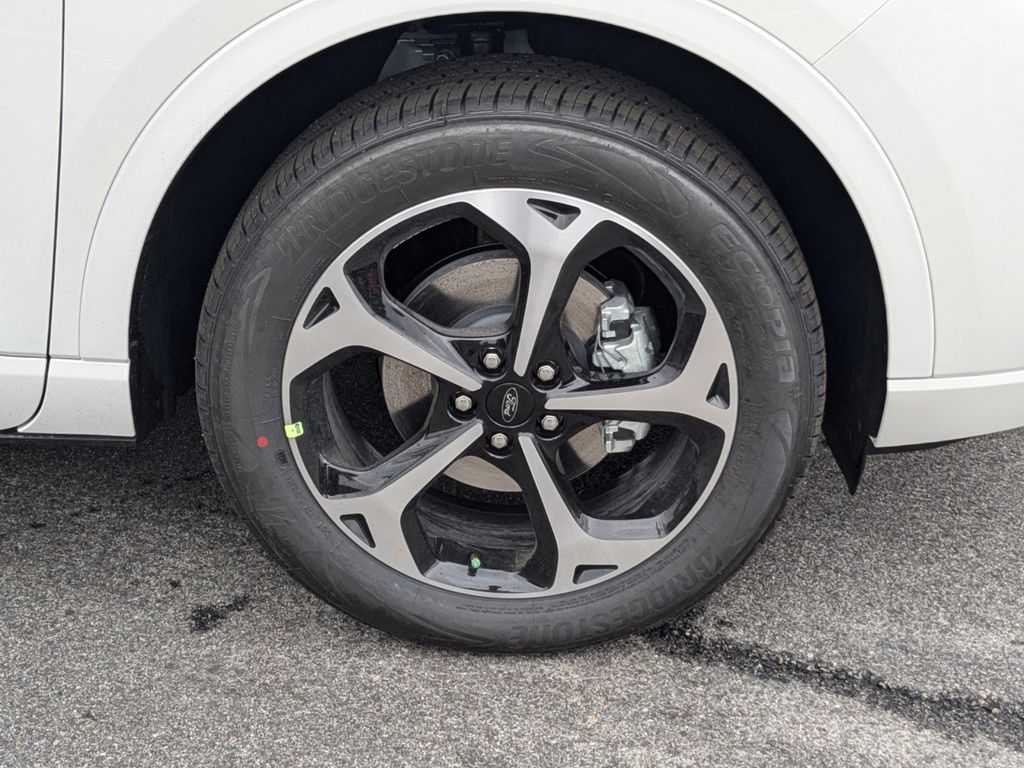 2025 Ford Escape ST-Line Elite