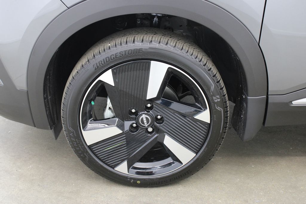 new 2026 Nissan Kicks car, priced at $29,690