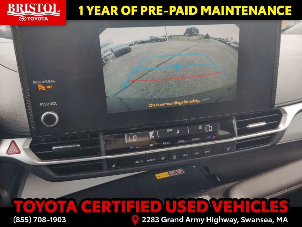 Used 2025 Toyota Sienna Van