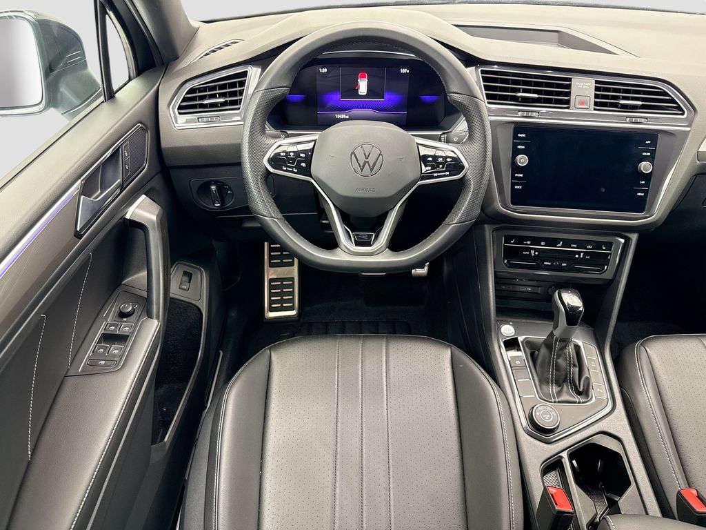 Thumbnail: 2024 Volkswagen Tiguan - 10