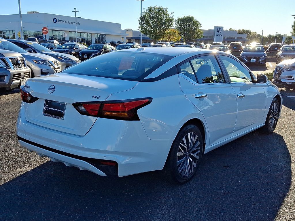 Thumbnail: 2023 Nissan Altima - 6