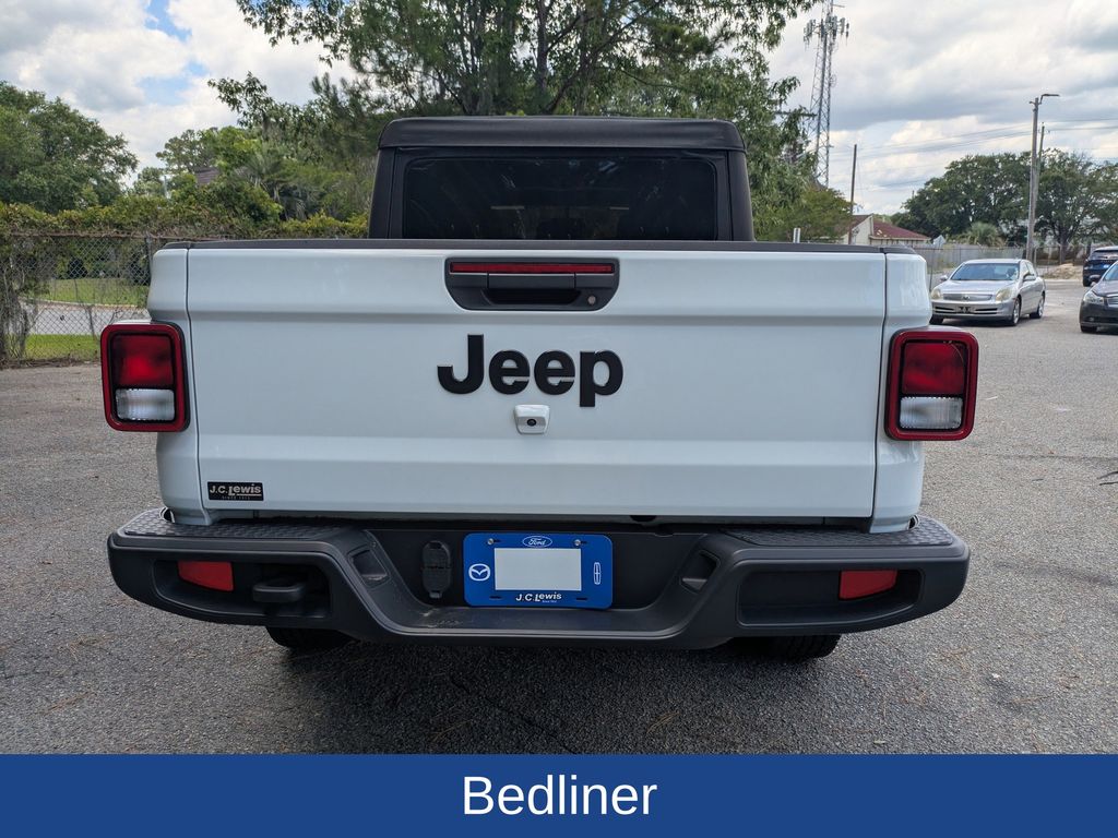 2022 Jeep Gladiator Sport 4x4