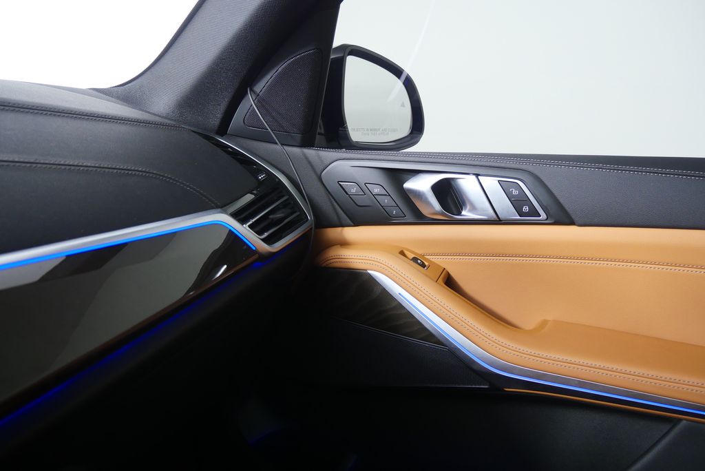 Thumbnail: 2022 BMW X5 - 31