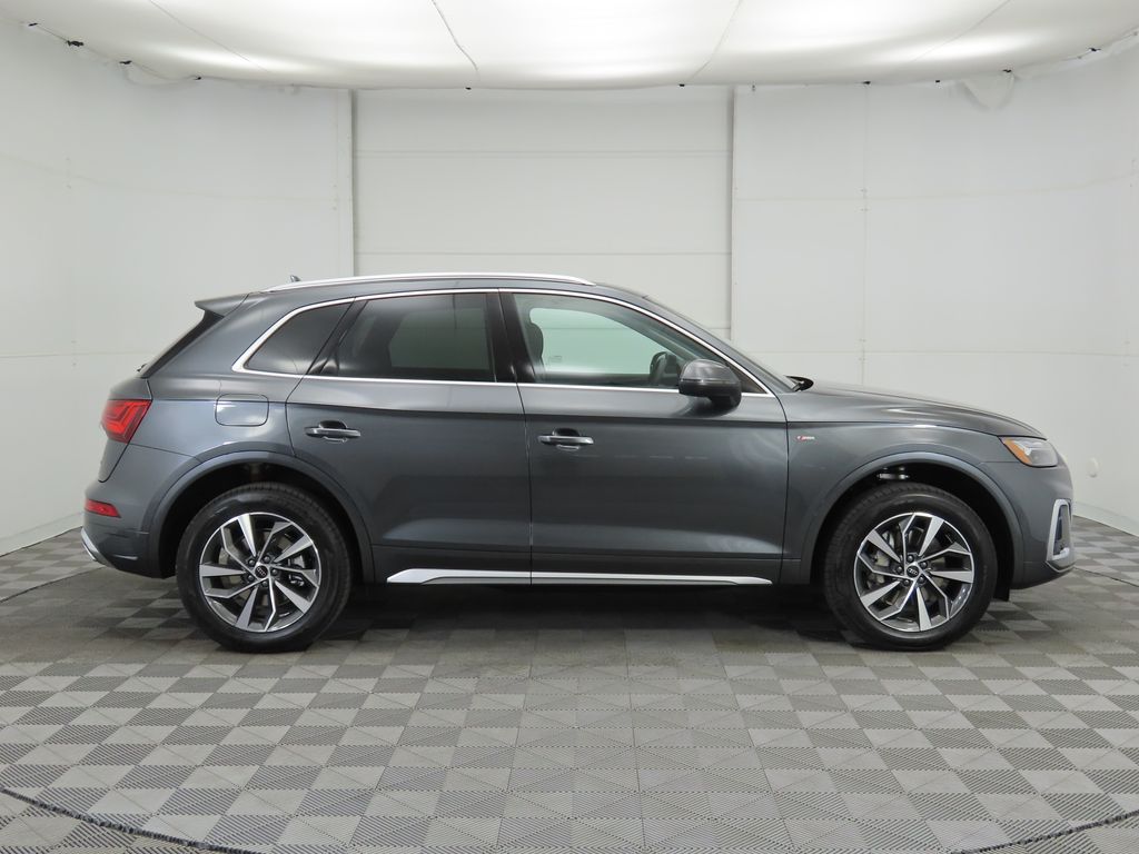 2025 Audi Q5 e Premium Plus 5