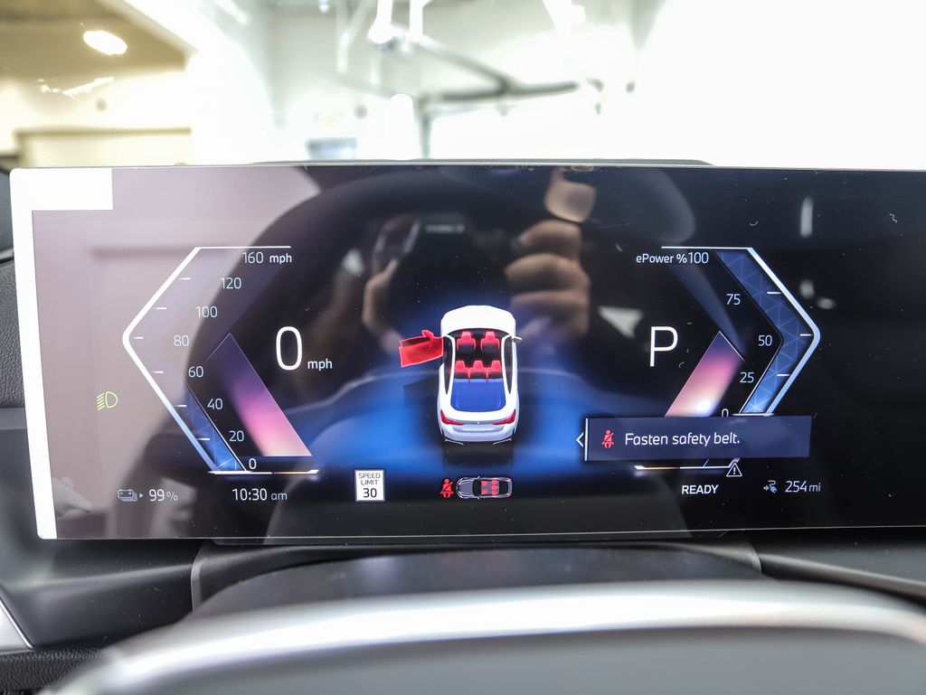 Thumbnail: 2025 BMW i4 - 14