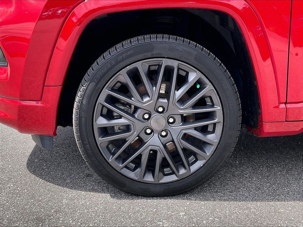 2023 Jeep Compass — photo 7