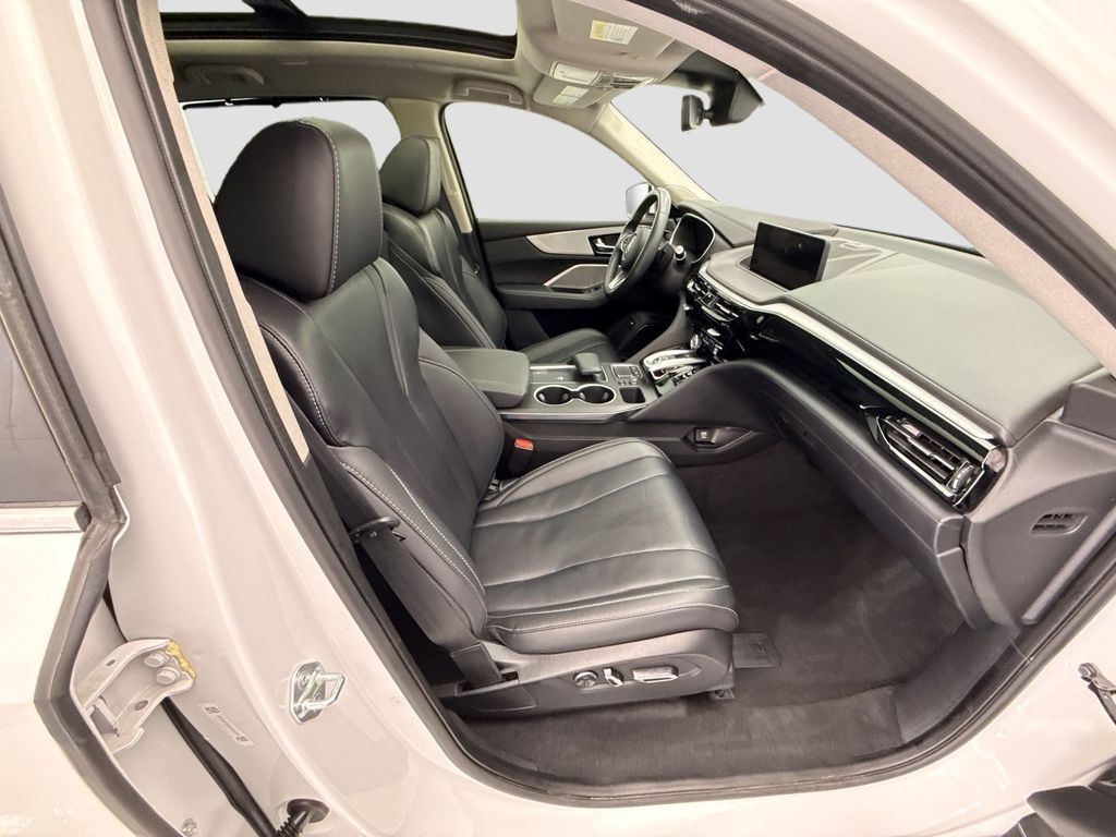Thumbnail: 2024 Acura MDX - 19