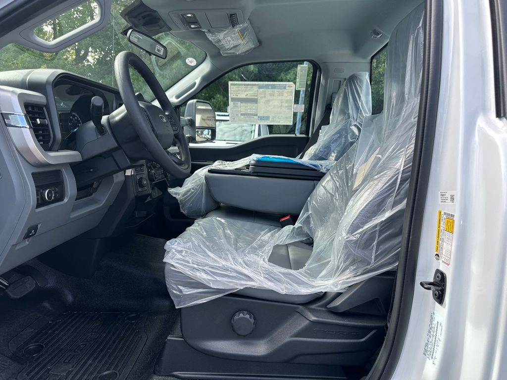 New 2026 Ford Super Duty F-250 Regular Cab 8' Box XL