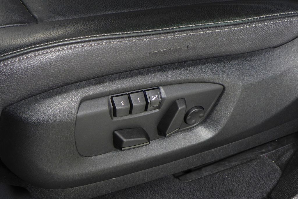 Thumbnail: 2018 BMW X6 - 23