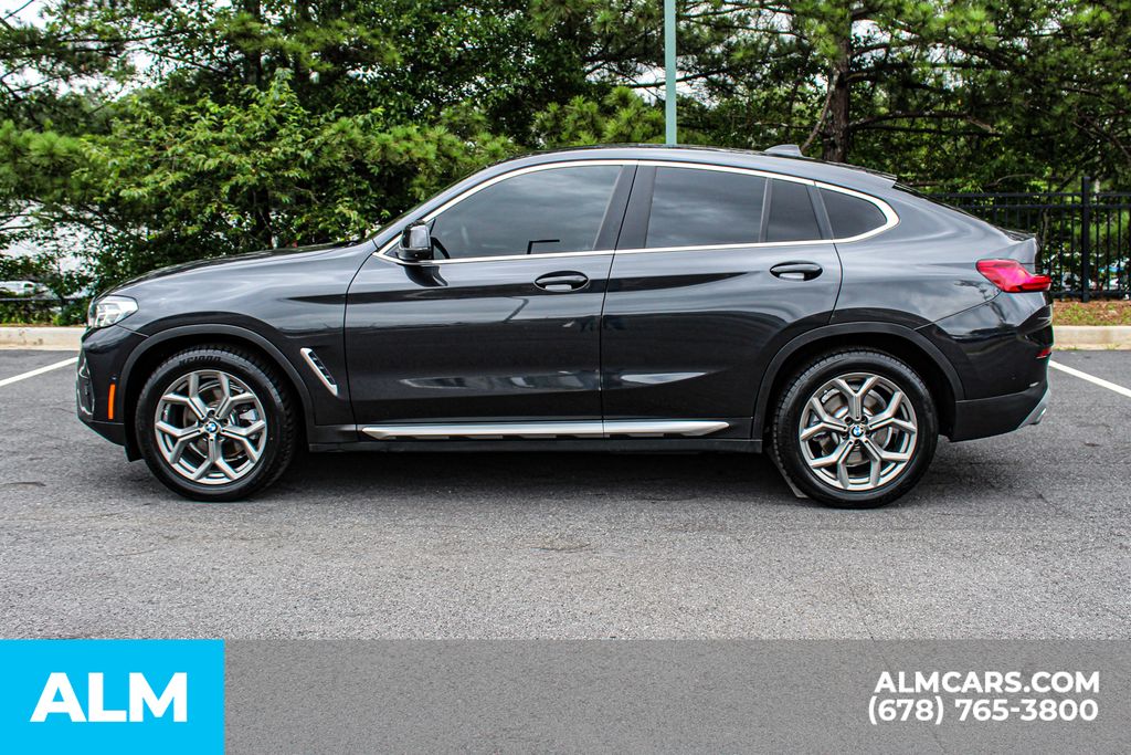 Used 2024 Gray BMW xDrive30i image 6