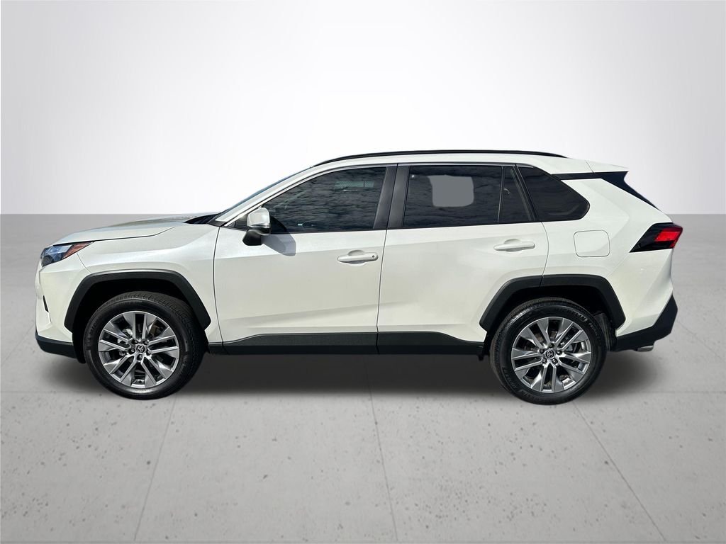 2022 Toyota RAV4 XLE Premium