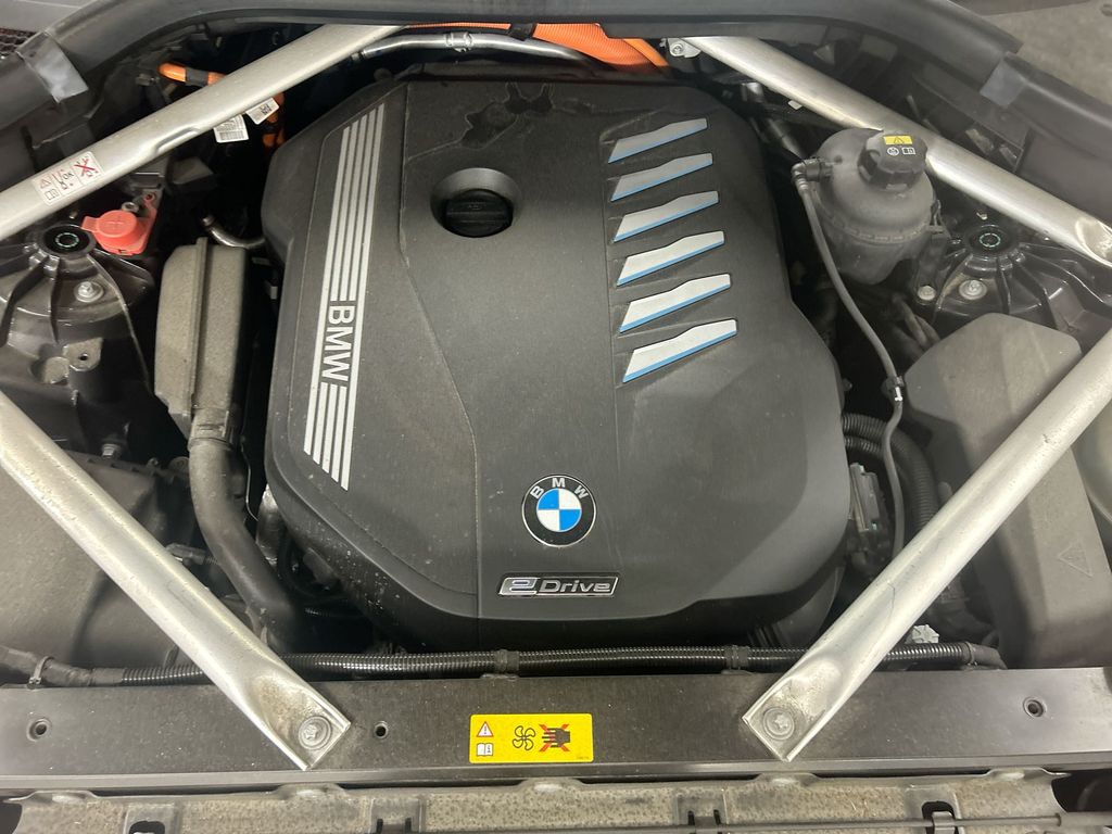 2021 BMW X5 xDrive45e 25