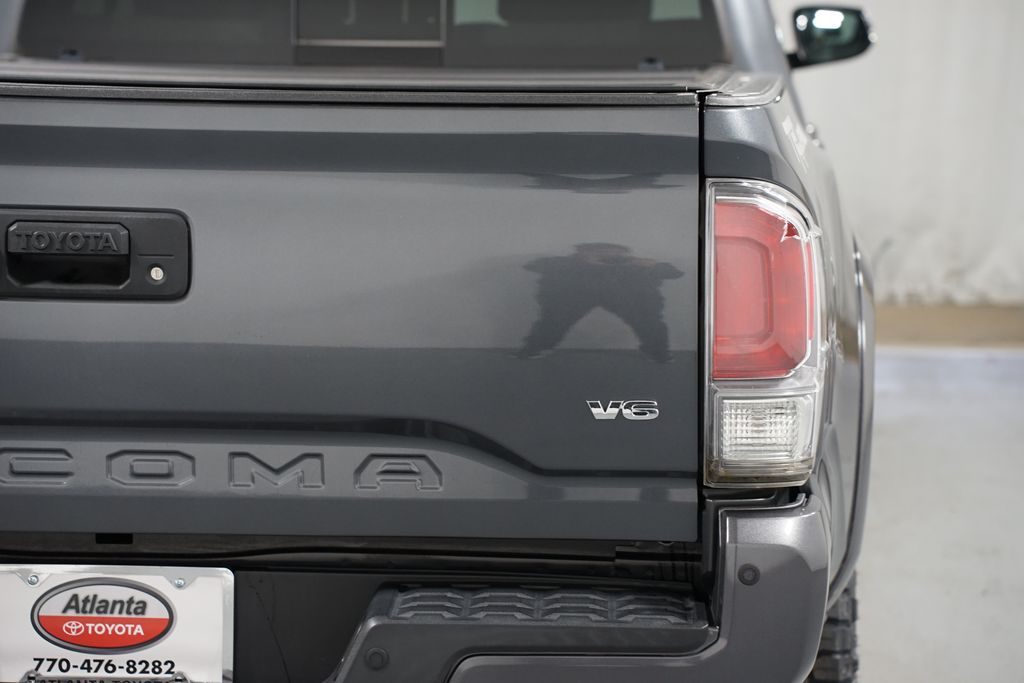Thumbnail: 2021 Toyota Tacoma - 9