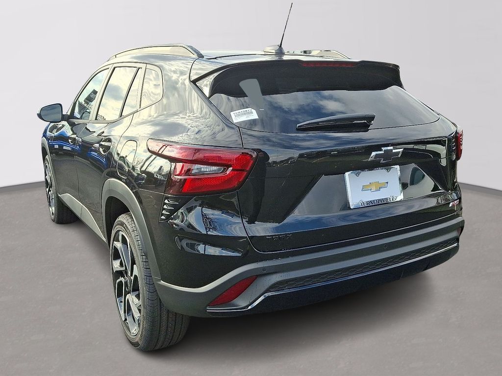 Thumbnail: 2026 Chevrolet Trax - 3