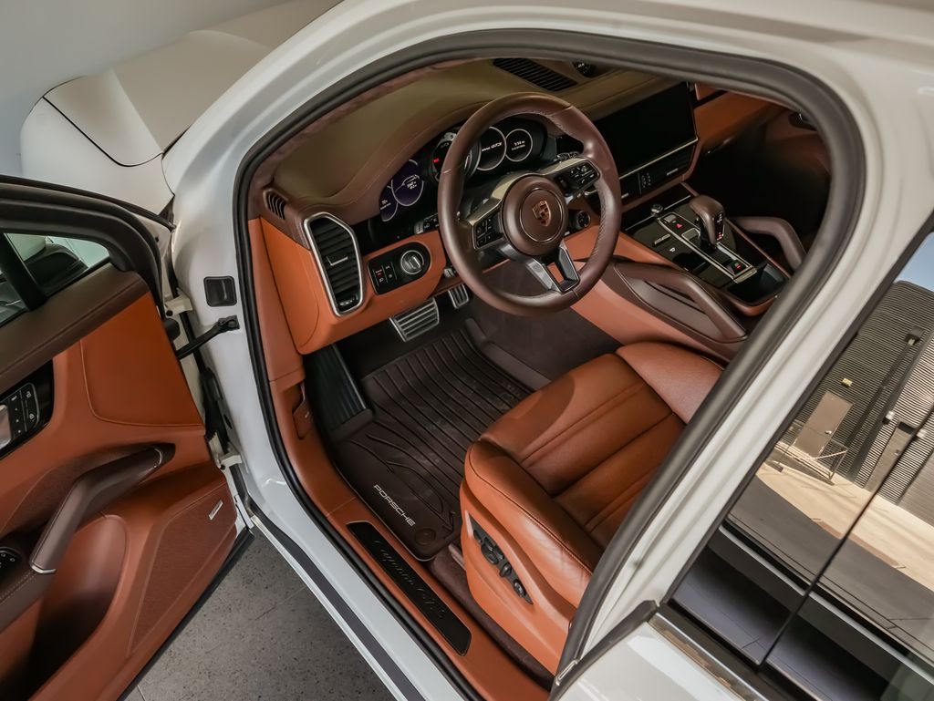 Certified Used 2023  Porsche GTS image 4