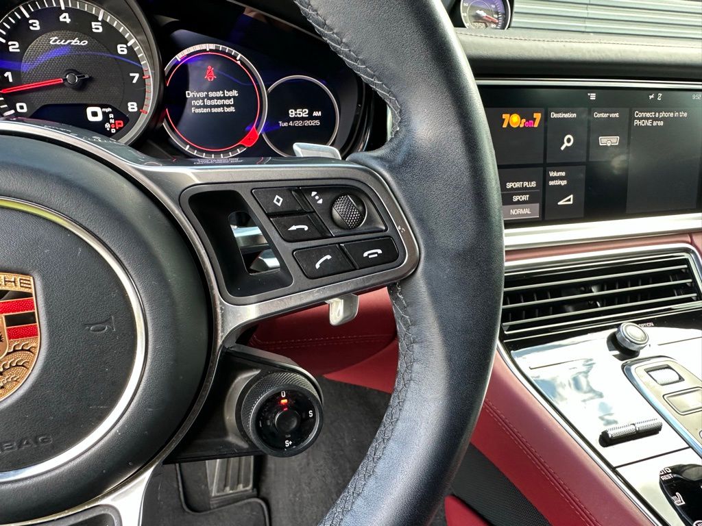 2017 Porsche Panamera Turbo 19