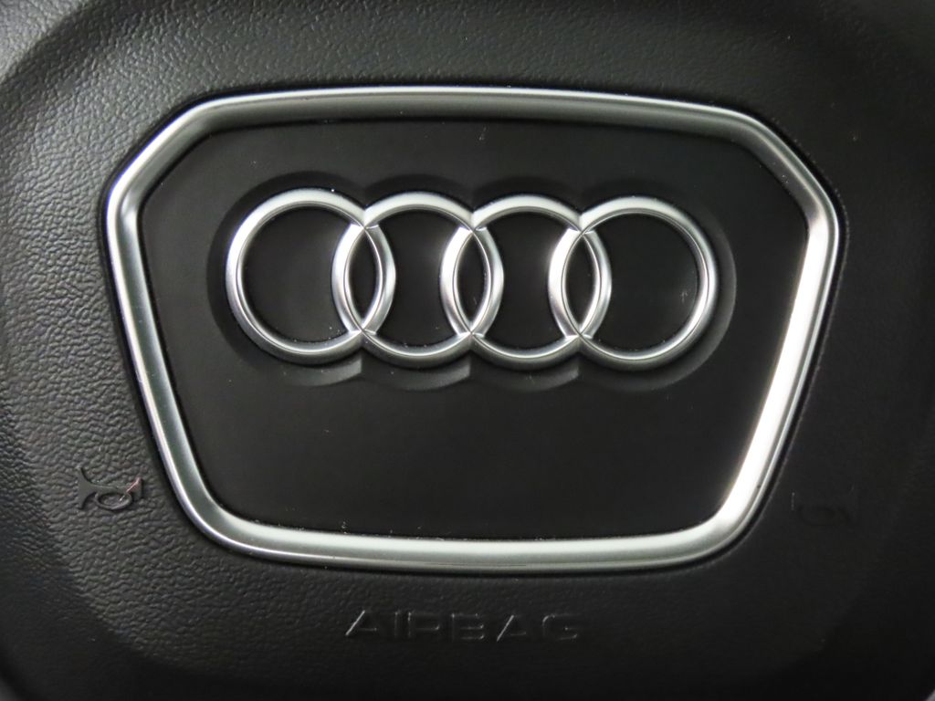 Thumbnail: 2023 Audi Q7 - 17