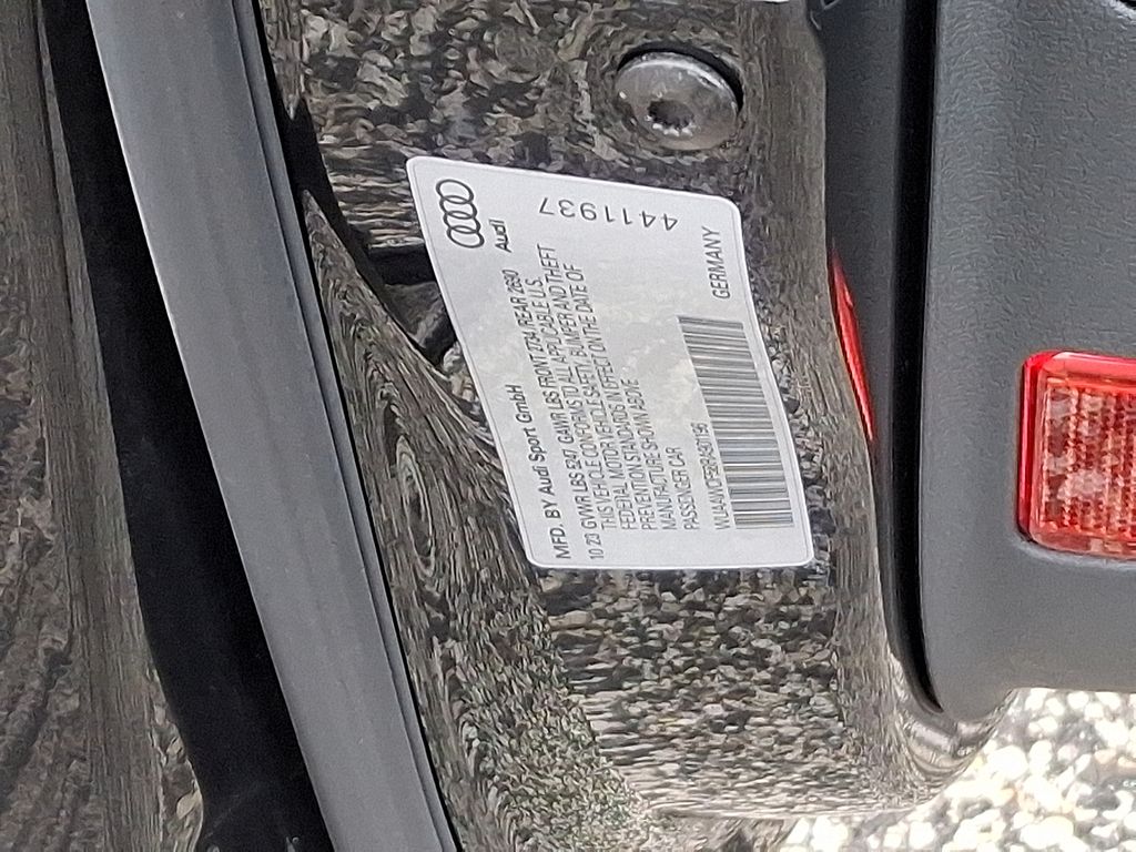 Thumbnail: 2024 Audi RS 5 - 29