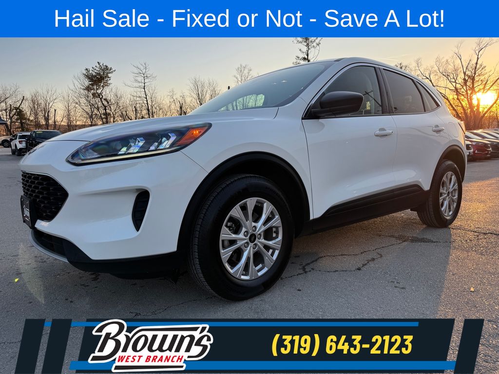 White Metallic 2022 Ford Escape SE AWD SUV / Crossover All-Wheel Drive 8-Speed Automatic