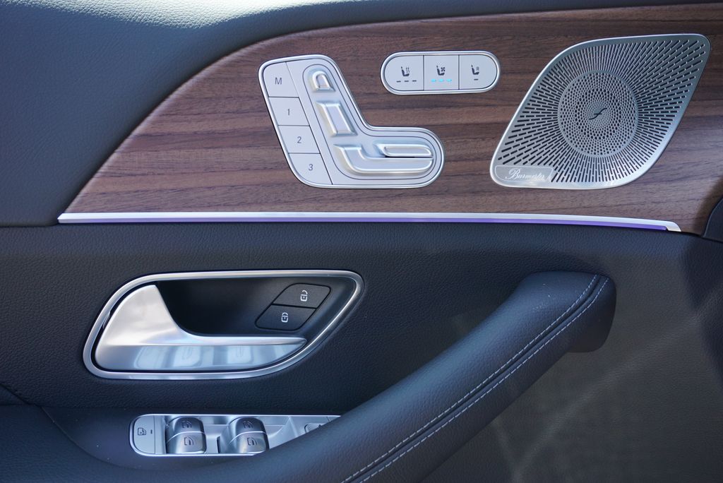 Thumbnail: 2026 Mercedes-Benz GLE - 24