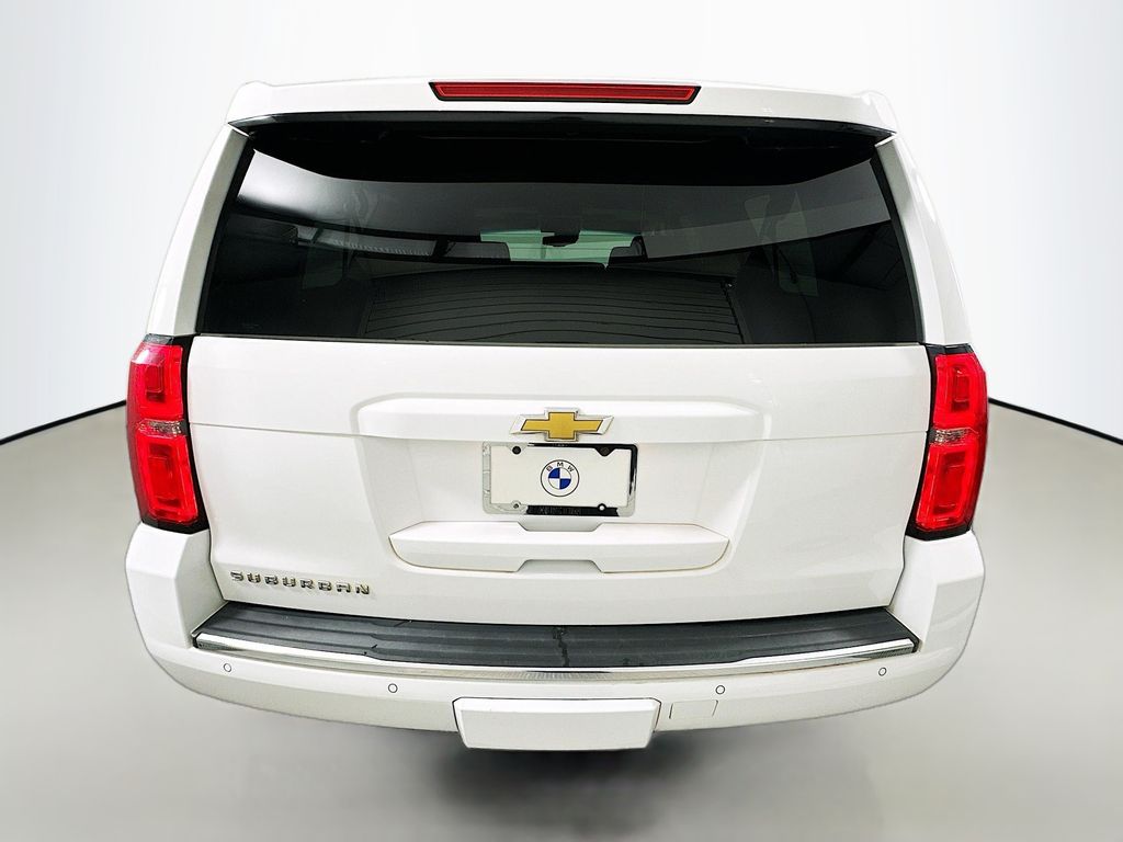 Thumbnail: 2015 Chevrolet Suburban - 6