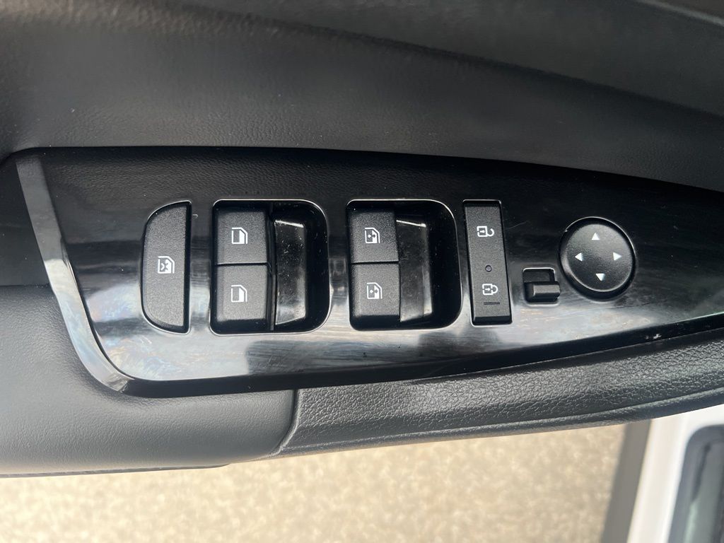 2023 Kia Sportage X-Line photo