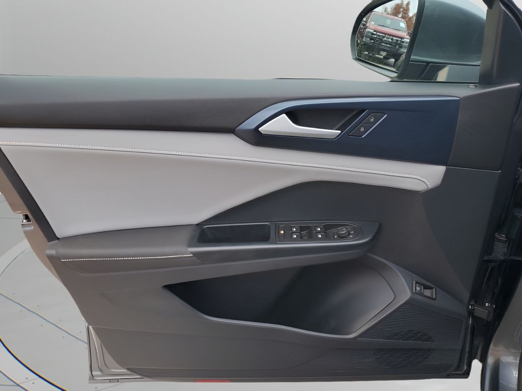 Used Car 2024 Volkswagen Taos  1.5t Se For Sale Under $25,000 In Austin, Texas