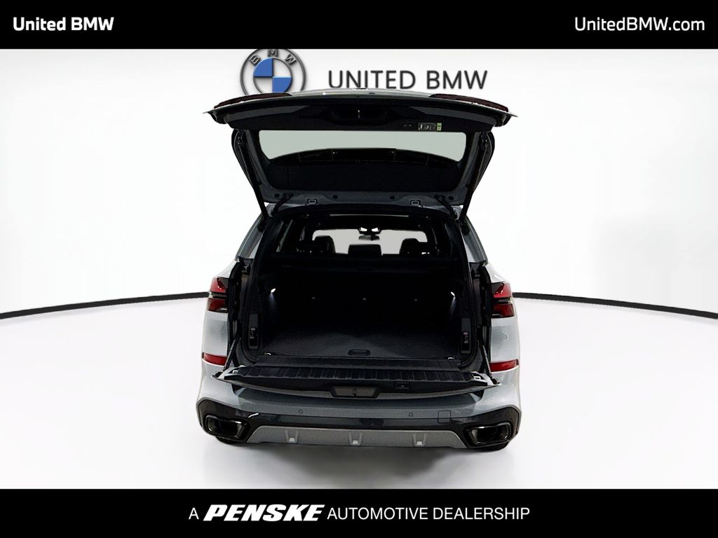 Thumbnail: 2026 BMW X5 - 14