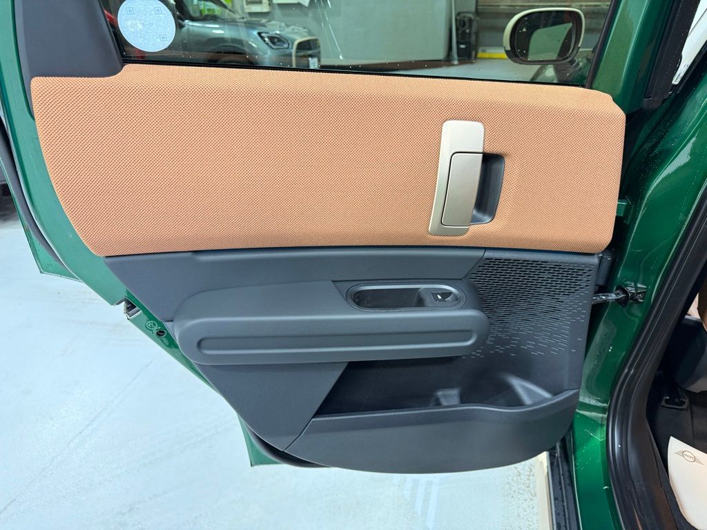 Thumbnail: 2026 MINI Cooper Countryman - 19