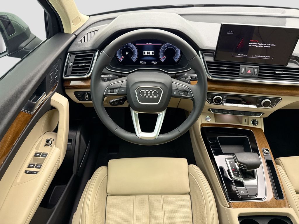 Thumbnail: 2024 Audi Q5 - 10
