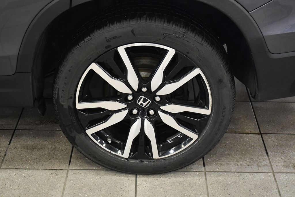 Thumbnail: 2020 Honda Pilot - 13