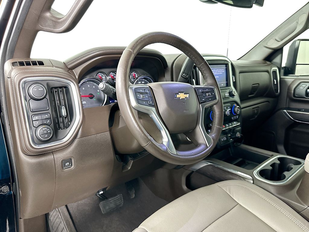 Thumbnail: 2020 Chevrolet Silverado 2500 - 9