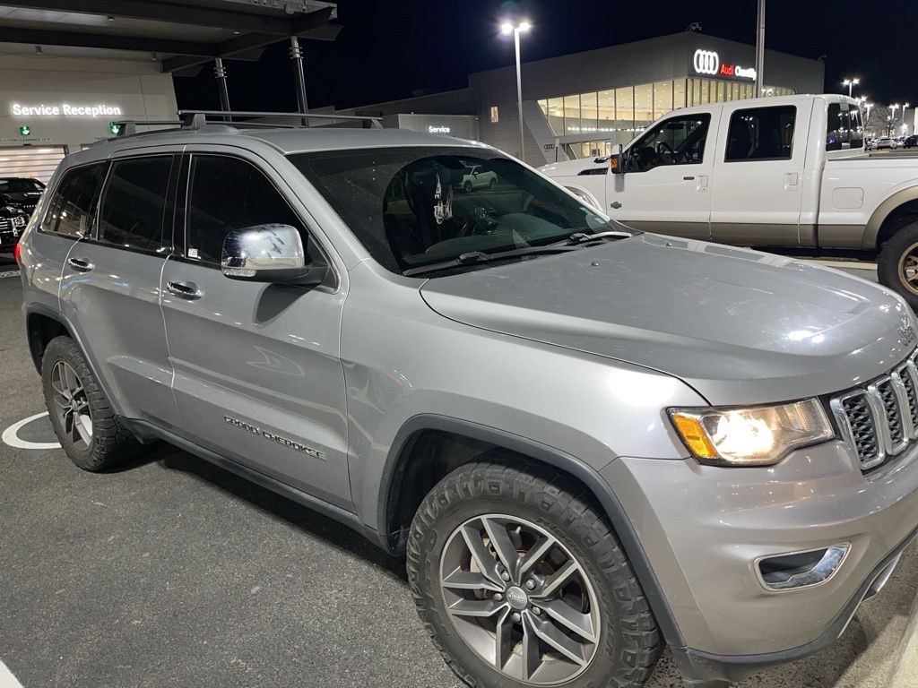 Thumbnail: 2017 Jeep Grand Cherokee - 2