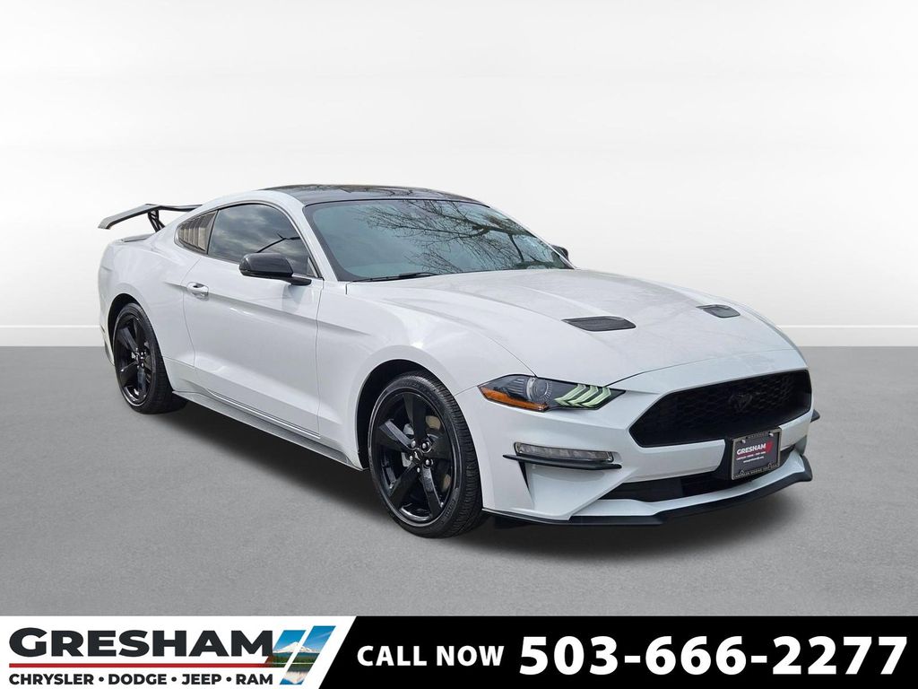 2022 Ford Mustang EcoBoost Premium Fastback RWD