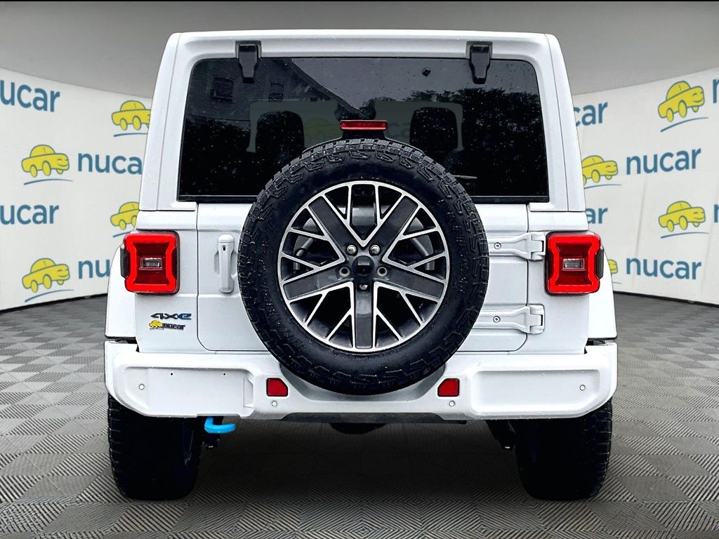 2024 Jeep Wrangler — photo 5
