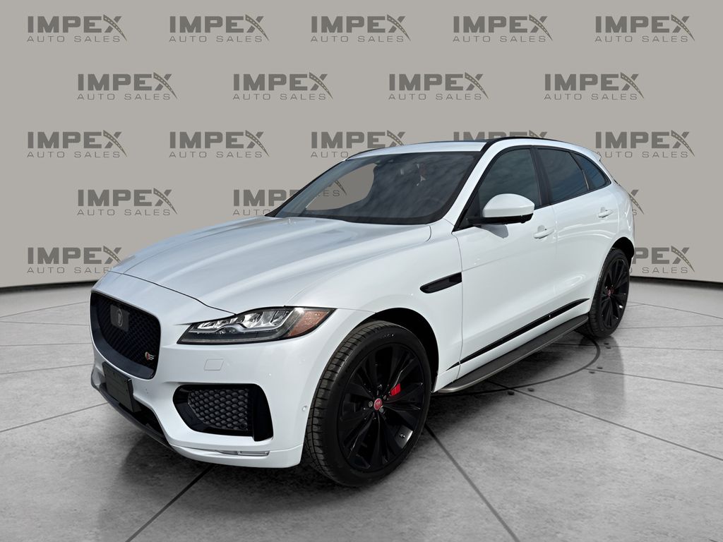 2018 Jaguar F-PACE S's photo