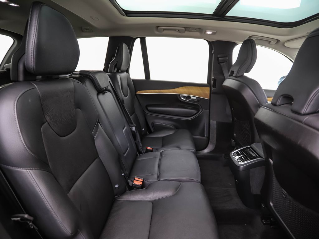 Thumbnail: 2023 Volvo XC90 - 29
