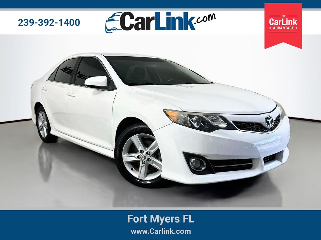  2012 Toyota Camry SE   