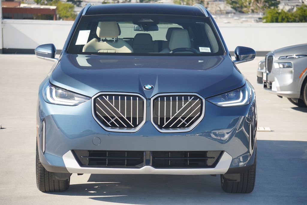 Thumbnail: 2026 BMW X3 - 2