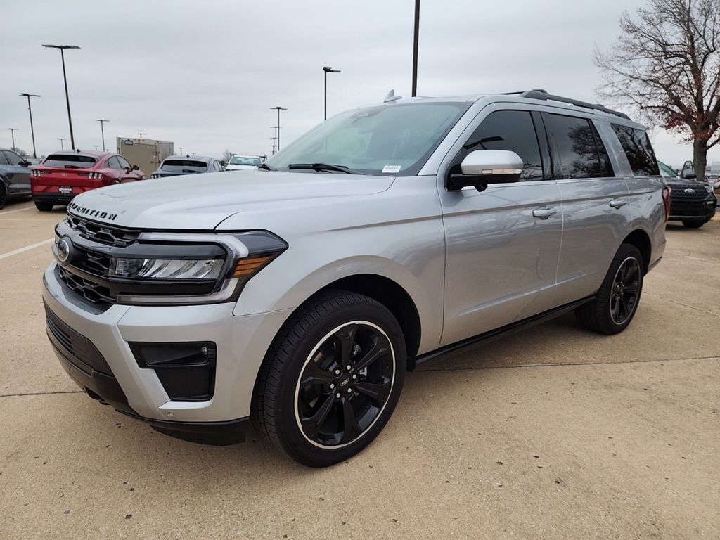 2024 Ford Expedition Limited photo
