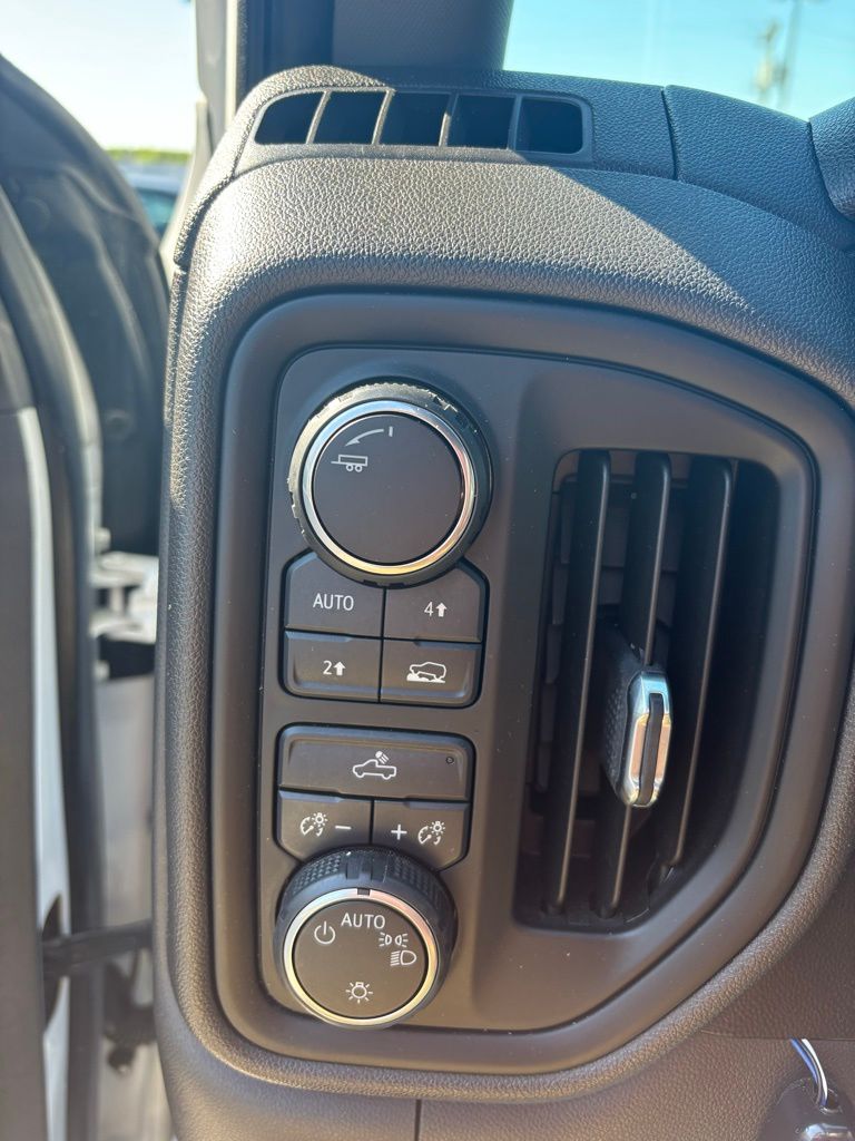 ChevroletSilverado 150021