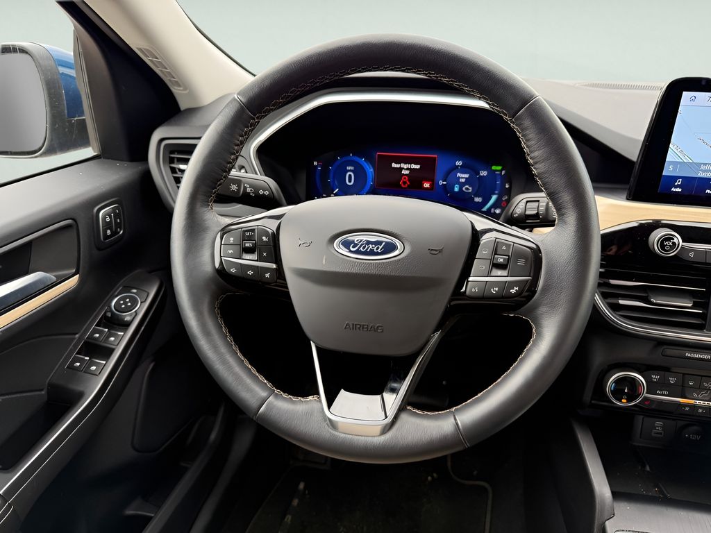 2022 Ford Escape Hybrid