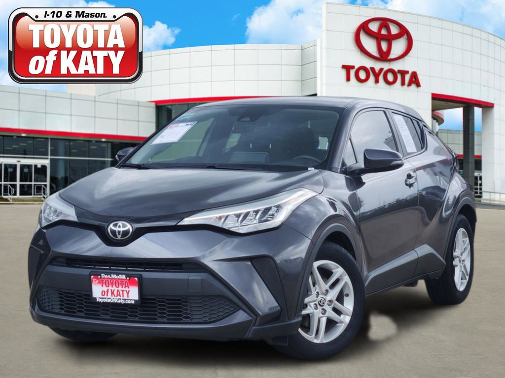 2021 Toyota C-HR LE's photo
