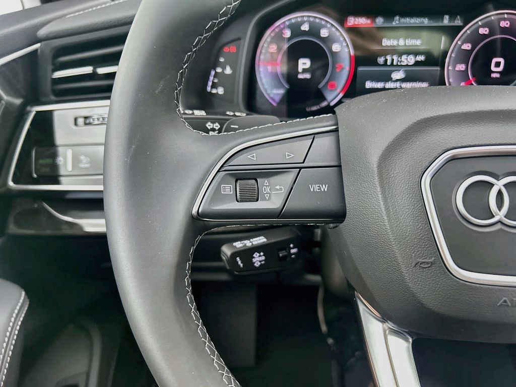 Thumbnail: 2026 Audi Q7 - 11