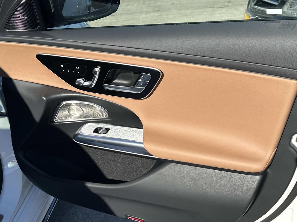 Thumbnail: 2026 Mercedes-Benz E-Class - 9