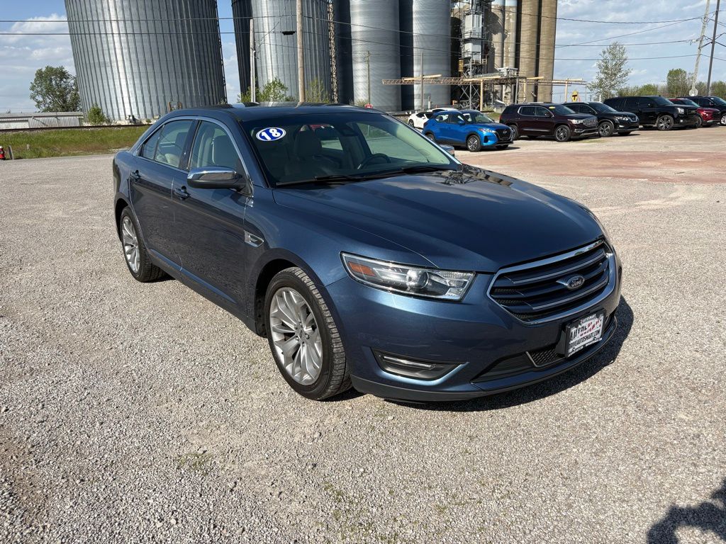 2018 Ford Taurus Limited AWD's photo