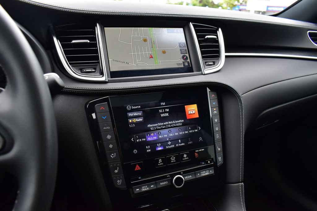 2023 INFINITI QX55 Sensory 18