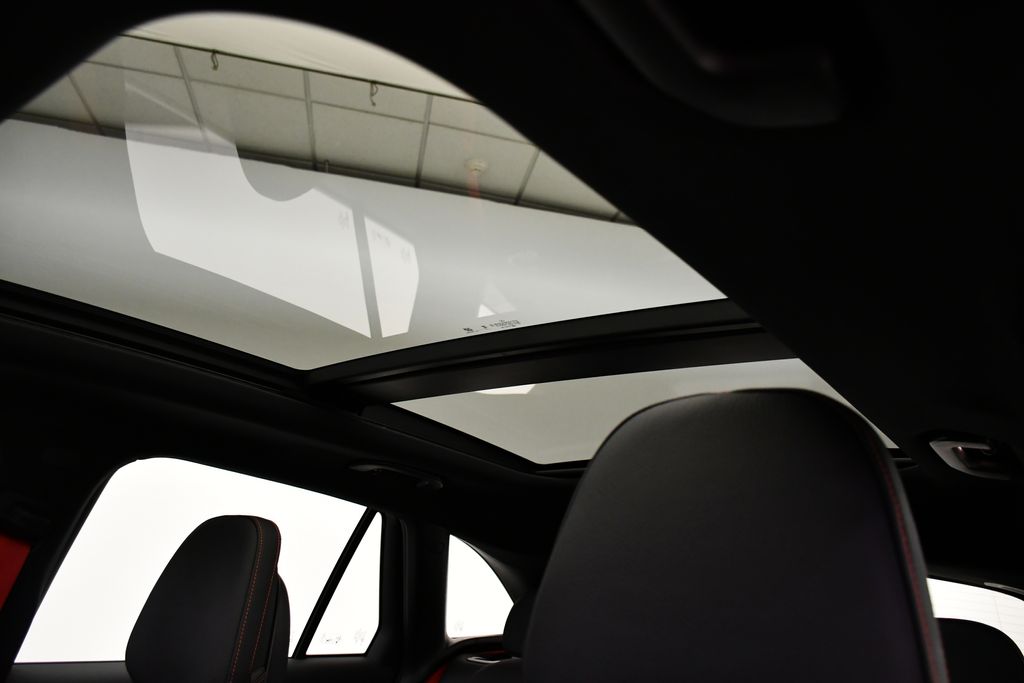 Thumbnail: 2026 Mercedes-Benz GLC - 18